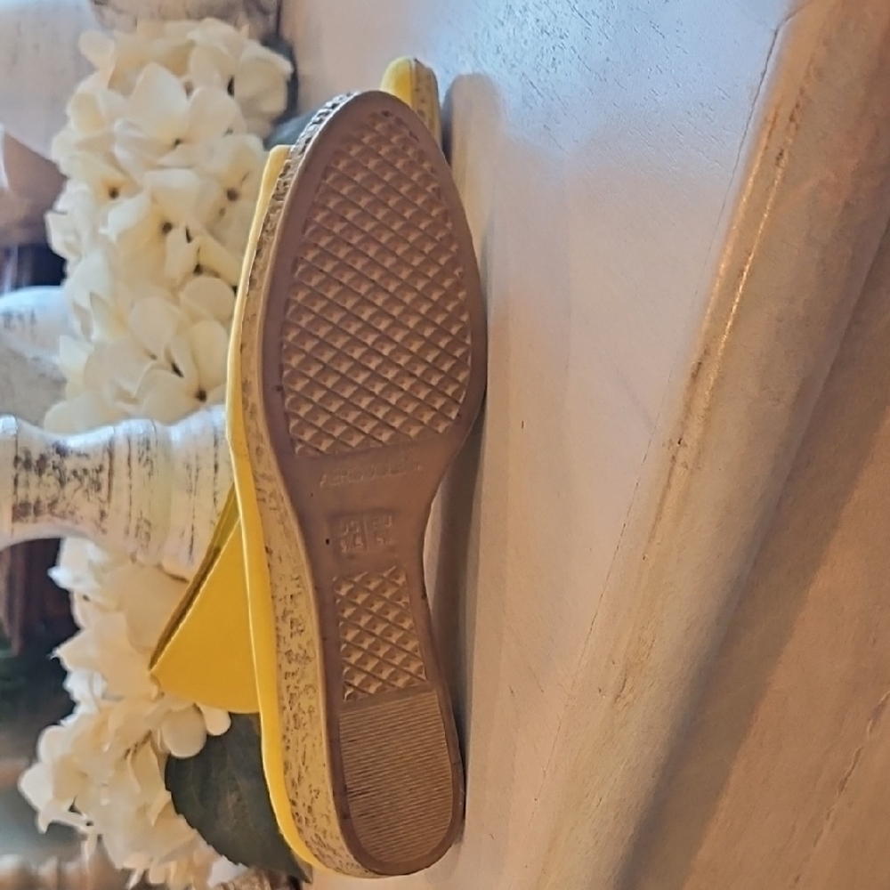 Aerosoles Ladies' Yellow Peep-Toe Wedge Flats - Picture 5 of 6